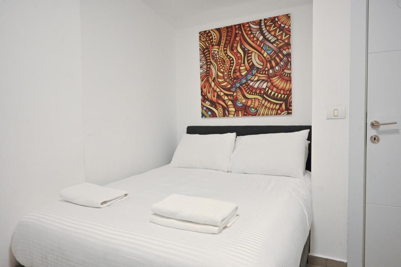 Spacious 3Br On Frishman Beach By Holyguest Tel Aviv Exterior photo